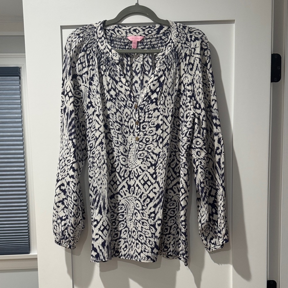Lilly Pulitzer Navy and Cream Blouse